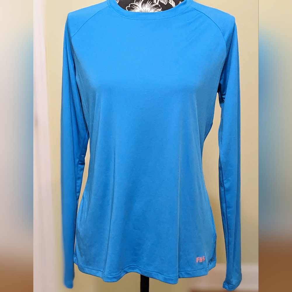 Field & Stream Outdoor Shirt Fishing. Hiking. Beach. Aqua Blue Long Sleeve